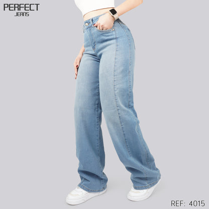 Jeans Straight Semirrígido Tiro Alto 4015